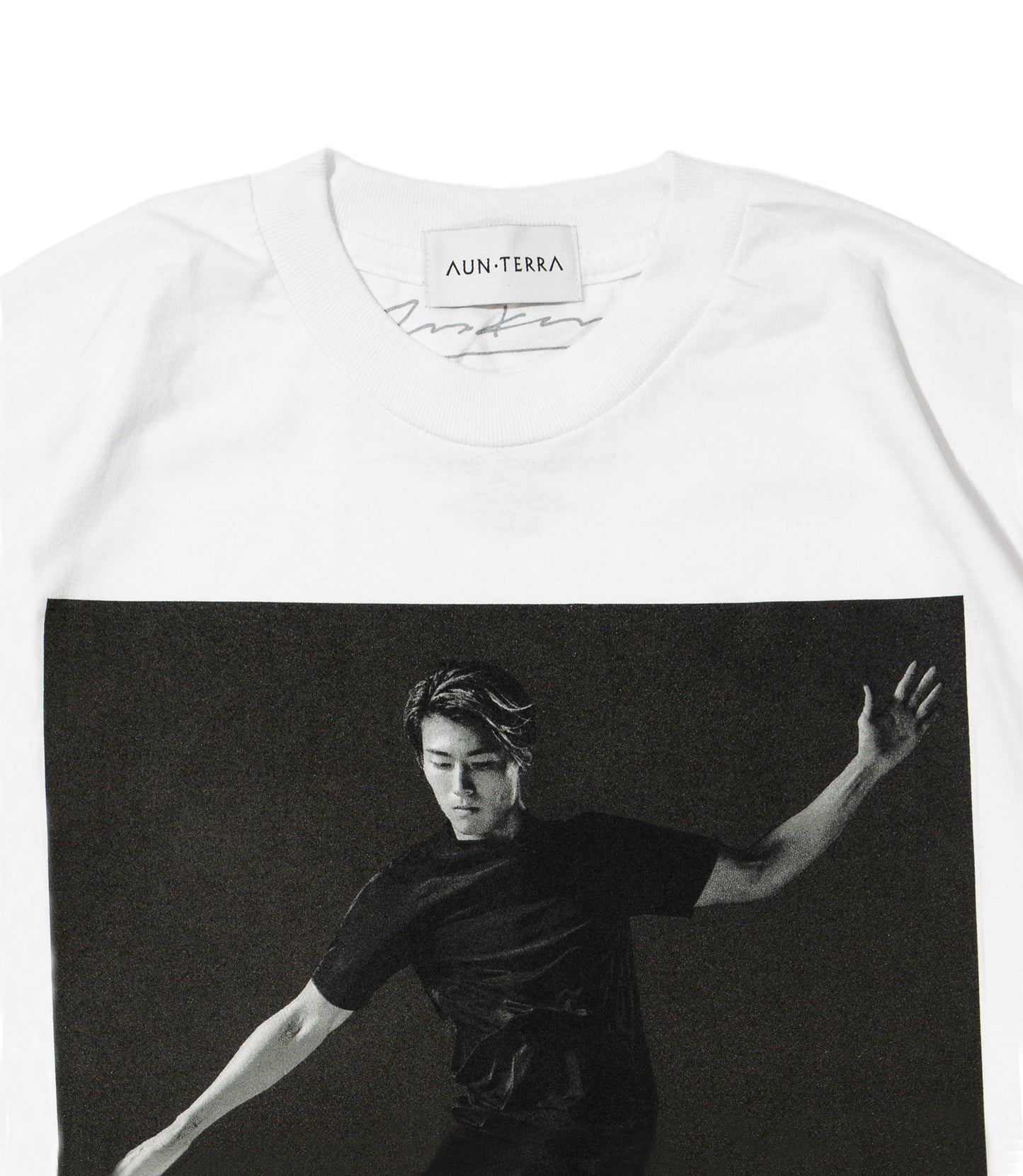 AUN•TERRA X HIRO KIMURA X KEITO NAKAMURA T-shirt.WHITE