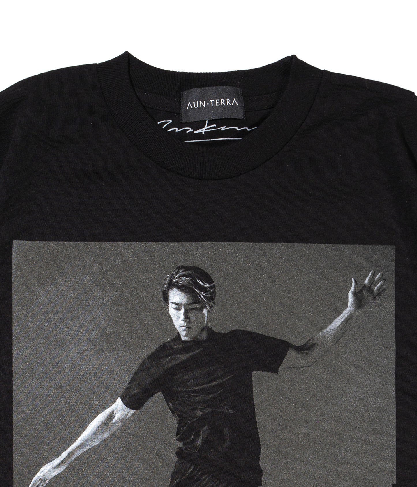 AUN•TERRA X HIRO KIMURA X KEITO NAKAMURA T-shirt.BLACK
