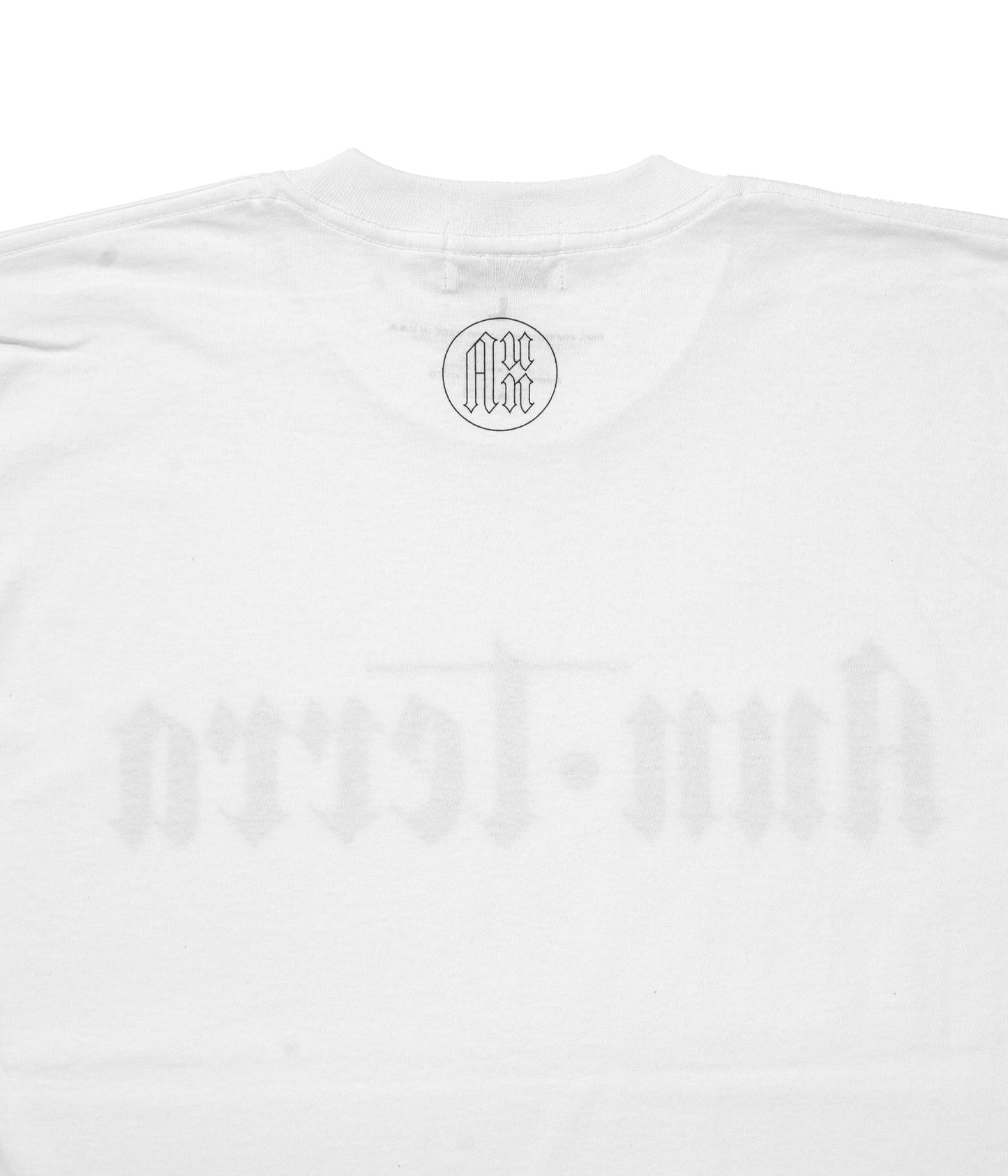 AUN・TERRA. IN LINE SANSKRIT TEE 1 WHITE