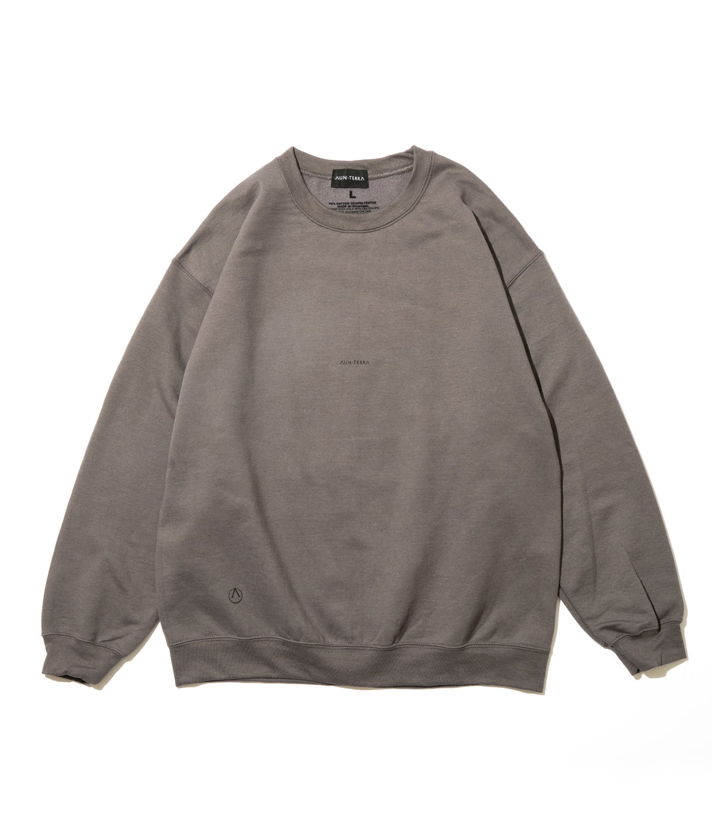 AUN・TERRA. IN LINE SMALL LOGO SWEAT CHARCOAL