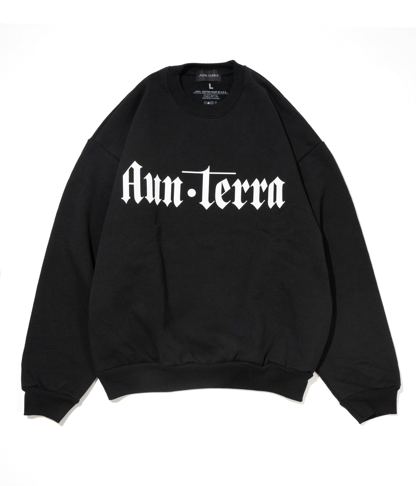 AUN・TERRA. IN LINE  SANSKRIT CREWNECK SWEAT BLACK